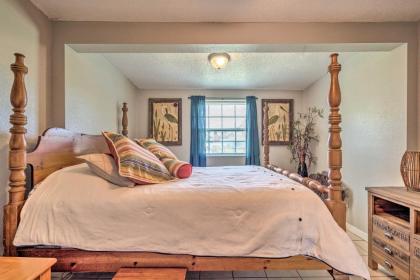 Cozy Canalfront Home Less Than 2 Mi to Hudson Beach! - image 14