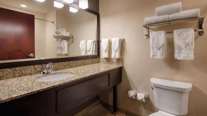 Best Western Plus Stevens County Inn - image 9