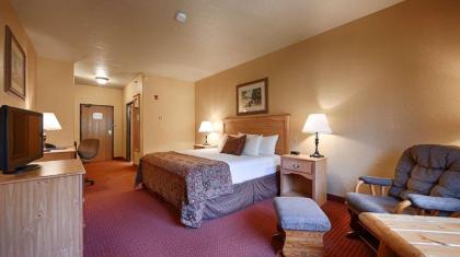 Best Western Devils Tower Inn - image 7