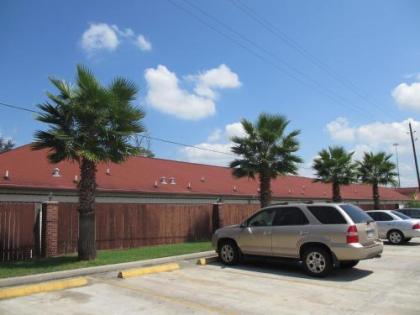 Winchester Inn and Suites Humble/IAH/North Houston - image 2