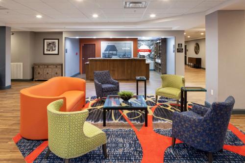 Hampton Inn Houston/Humble-Airport Area - image 4