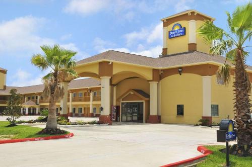 Days Inn by Wyndham Humble/Houston Intercontinental Airport - main image