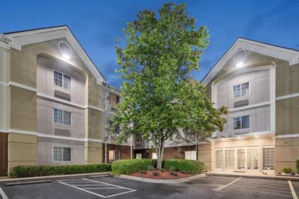 Candlewood Suites Huntersville-Lake Norman Area an IHG Hotel - image 15