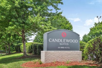 Candlewood Suites Huntersville-Lake Norman Area an IHG Hotel - image 16