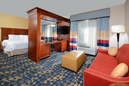 Hampton Inn & Suites Huntersville - image 15