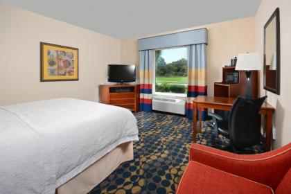 Hampton Inn & Suites Huntersville - image 5