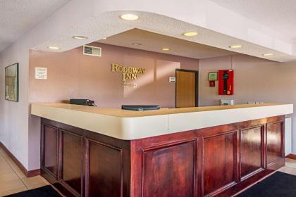 Rodeway Inn Huntington - image 3