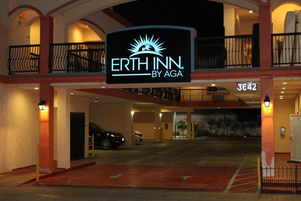 ERTH INN by AGA Maywood - image 5