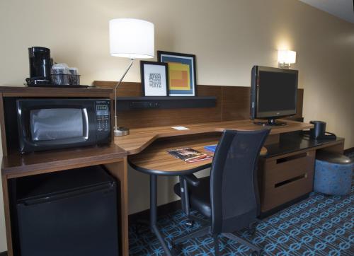 Fairfield Inn Huntsville - image 5