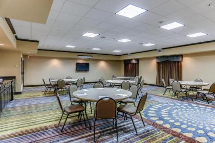 Holiday Inn Express Hotel & Suites Huntsville an IHG Hotel - image 17