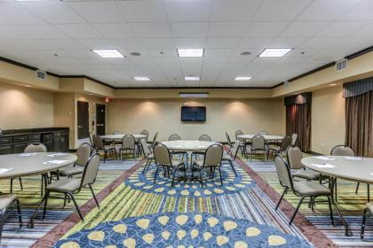 Holiday Inn Express Hotel & Suites Huntsville an IHG Hotel - image 18