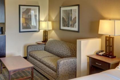 Holiday Inn Express Hotel & Suites Huntsville an IHG Hotel - image 8