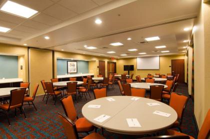 Hampton Inn & Suites Huntsville - image 13