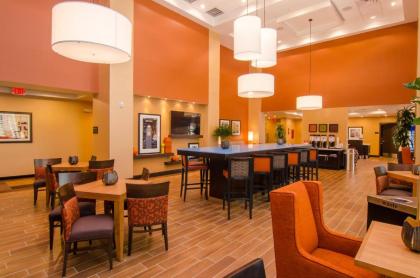 Hampton Inn & Suites Huntsville - image 5