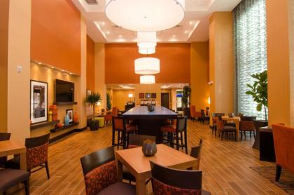 Hampton Inn & Suites Huntsville - image 8