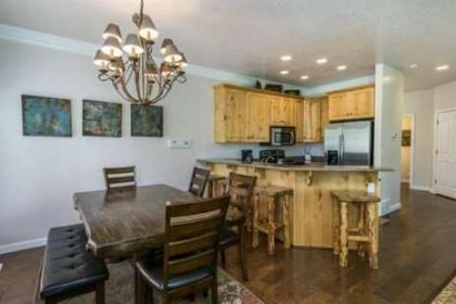 Lakeside Condo near Pineview Reservoir and Snowbasin ResortLS 14 - image 8