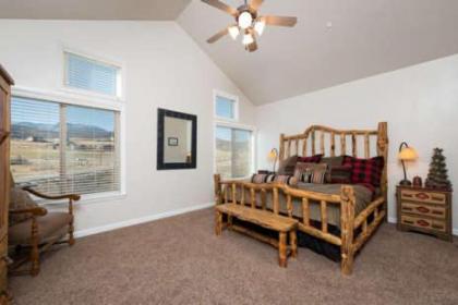 2 Bedroom Huntsville Utah Vacation Rental near Snowbasin LS 19 - image 4