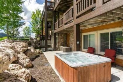 3 Bedroom Condo Just 10 Minutes from Snowbasin ResortLS 15 - image 2