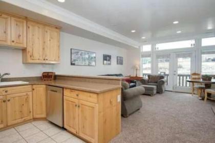 2 Bedroom Condo Vacation Rental in Huntsville Utah LS 18 - image 5