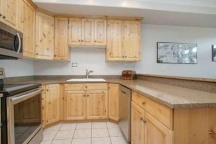 2 Bedroom Condo Vacation Rental in Huntsville Utah LS 18 - image 6