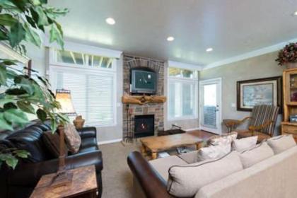 3 Bedroom Huntsville Utah Lodging Option - Sleeps 12 People LS 23 - image 3