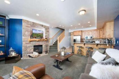 Remodeled Mountain Condo - Huntsville Vacation Rental LS 31 - image 4