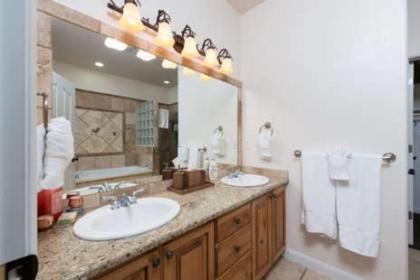 Remodeled Mountain Condo - Huntsville Vacation Rental LS 31 - image 8