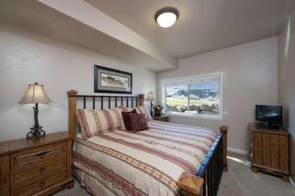 4 Bedroom Luxury Huntsville Utah Vacation Rental - 10 Mins From Snowbasin LS 43 - image 14