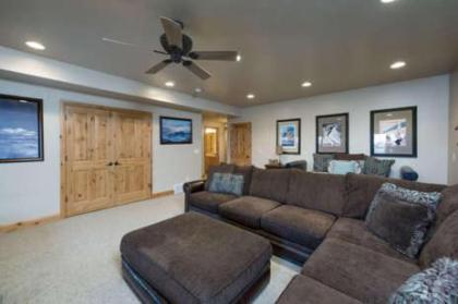 Pineview Reservoir Vacation Rental Sleeps 12 - Huntsville Lodging LS 54 - image 15