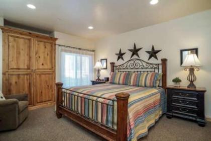 Lakefront Huntsville Utah Lodging Option - 3 Bedroom Sleeps 10 - image 11