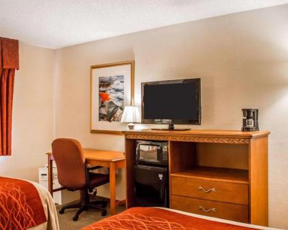 Quality Inn Huron - image 14