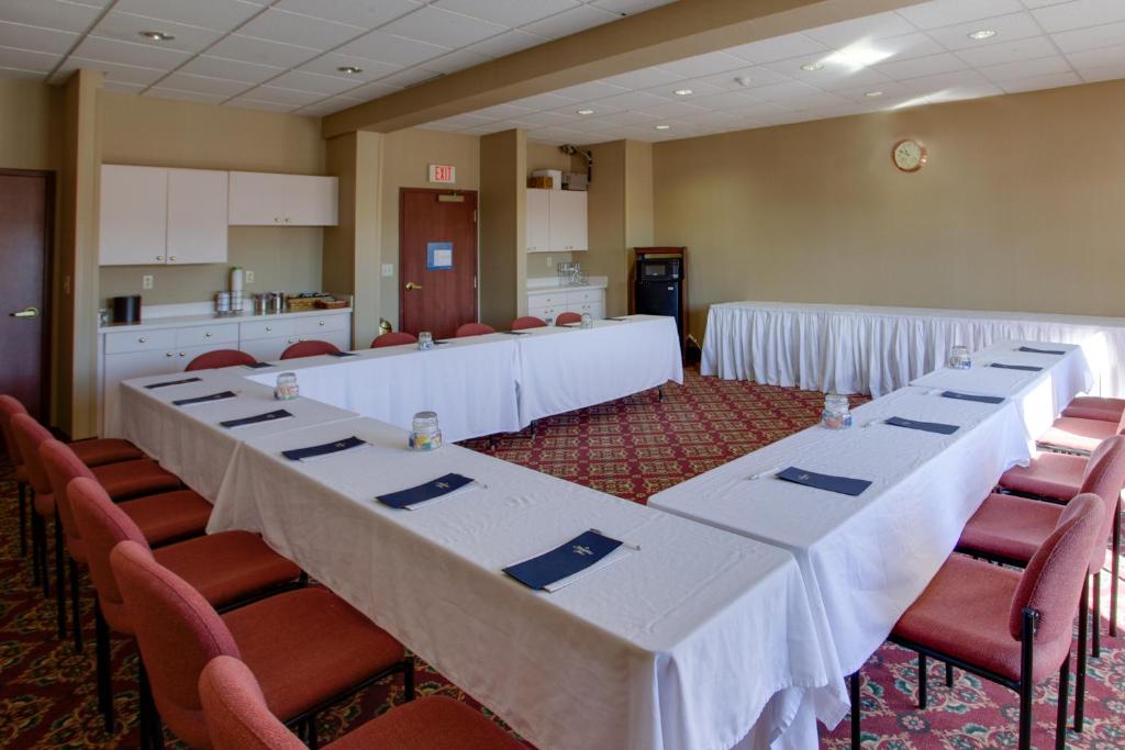 Hampton Inn Winfield Teays Valley - image 7