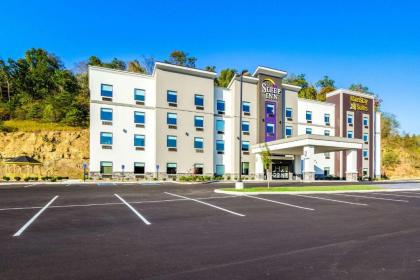 Hotel in Hurricane West Virginia