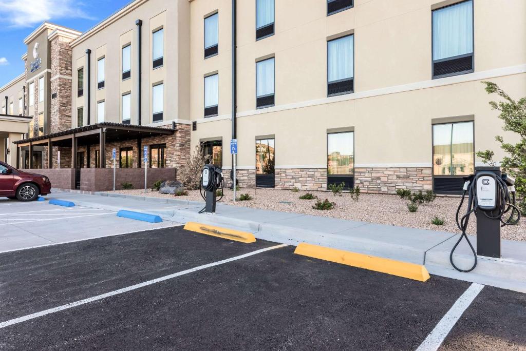 Comfort Inn & Suites Zion Park Area - main image