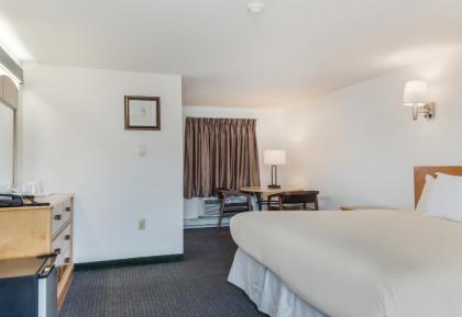 America's Best Value Inn & Suites/Hyannis - image 15