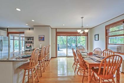 Charming Hyannis Home with Deck 0 2 Mi to the Beach - image 15