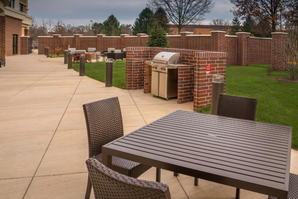 Courtyard Largo Medical Center Drive - image 3