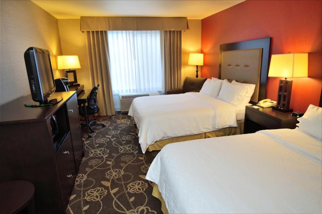 Holiday Inn Express Hotel & Suites Idaho Falls an IHG Hotel - image 3