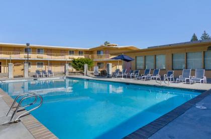 Quality Inn & Suites Idaho Falls - image 13