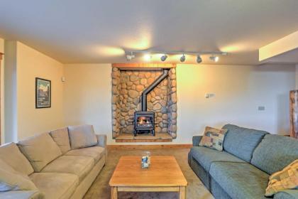 Idaho Springs Cabin with Views - 3 Mi to Echo Mtn! - image 2