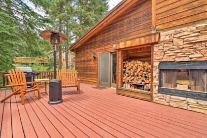 Mountain Cabin with Deck and Backyard on Mill Creek! - image 15