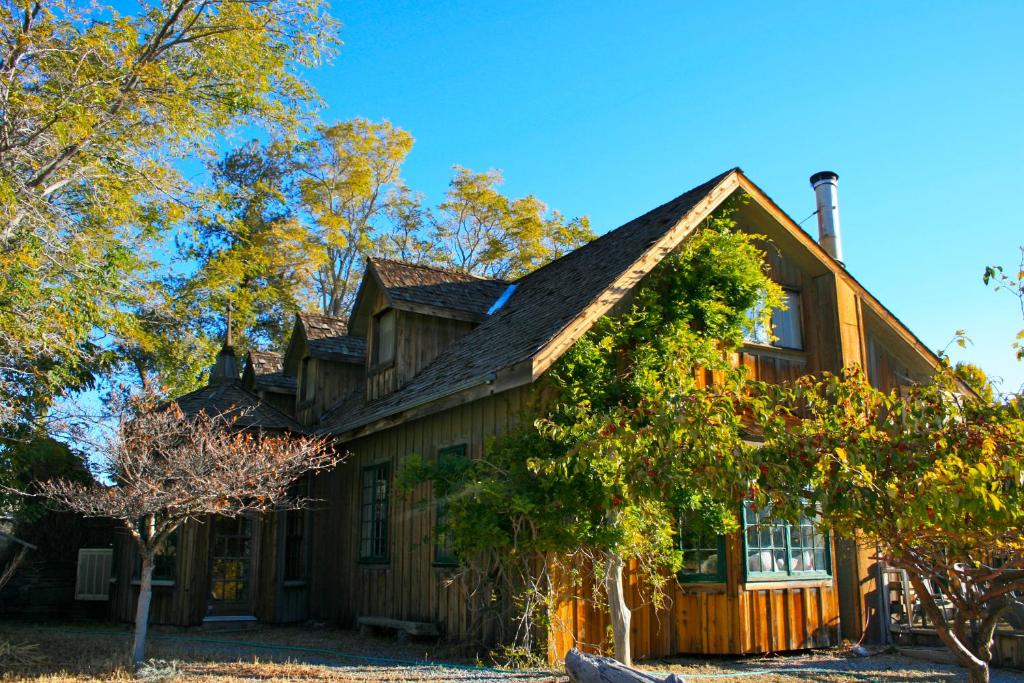 Old Pioneer Garden Country Inn - main image