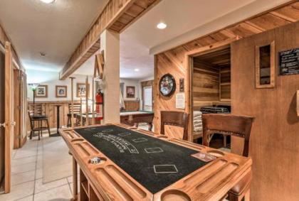 Luxe Home Hot Tub Game Room Sauna and Jungle Gym! - image 5