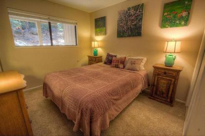 Sugar PIne by Lake Tahoe Accommodations - image 6