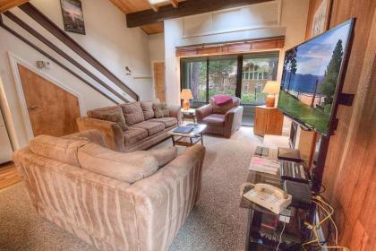 Cartwright Corner Condo by Lake Tahoe Accommodations - image 10