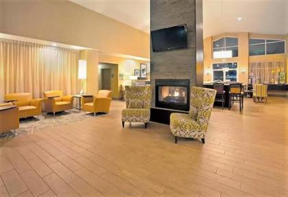 Hampton Inn & Suites Cleveland-Independence - image 10