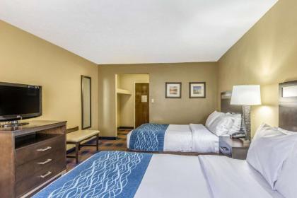 Comfort Inn Independence - image 10