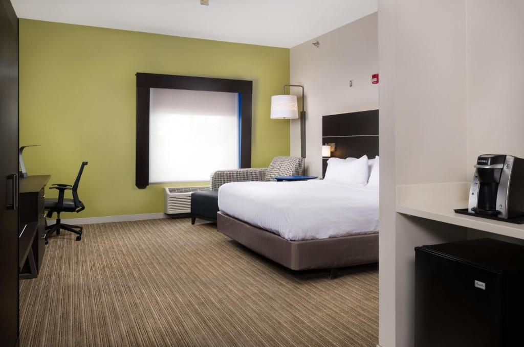 Holiday Inn Express Independence - Kansas City an IHG Hotel - image 7