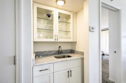 Cozy Beachfront Indian Shores Condo with Pool Access! - image 3