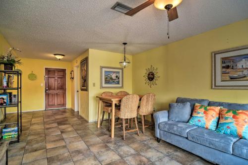 Renovated Oceanside Retreat on Indian Rocks Beach! - image 5